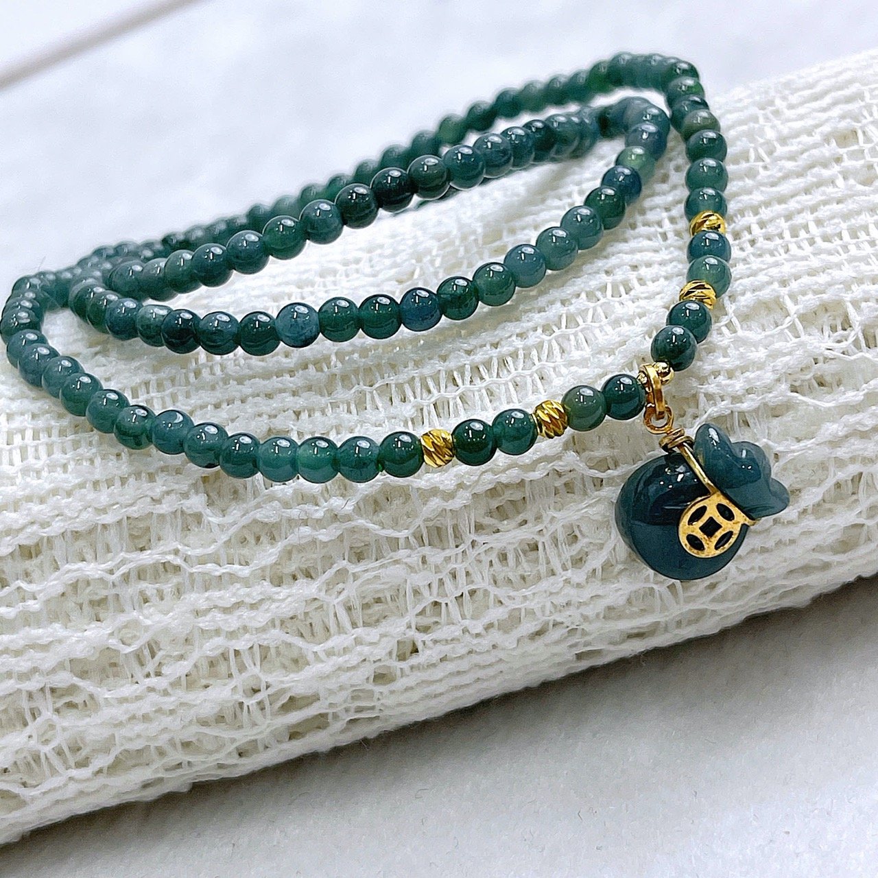 Chuỗi Quấn 3 Vòng Tay Ngọc Lam – Charm Túi Tiền 💙